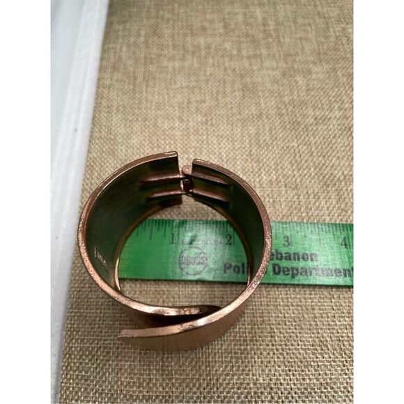 JewelMint Vintage Copper Clamper Bracelet Mid Century Copper Hinged Cuff Bracele - Picture 5 of 8